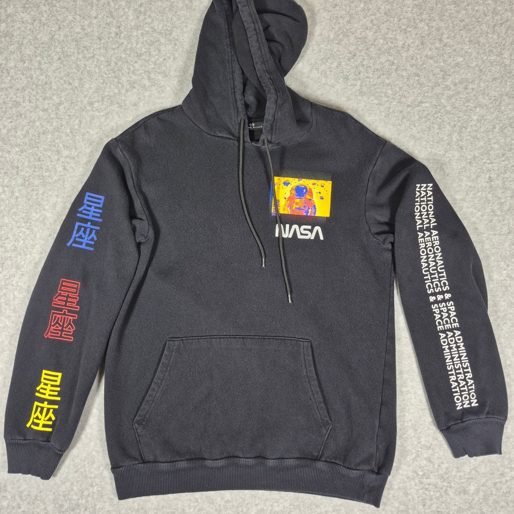 Hyper Space NASA Hoodie Mens Small Black Vaporwave Astronaut Graphic Sweatshirt